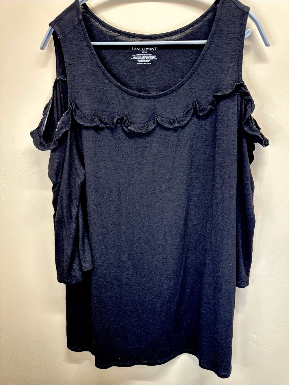Lane Bryant 14/16 Black Cold-Shoulder Loose Fit Ruffle Tunic